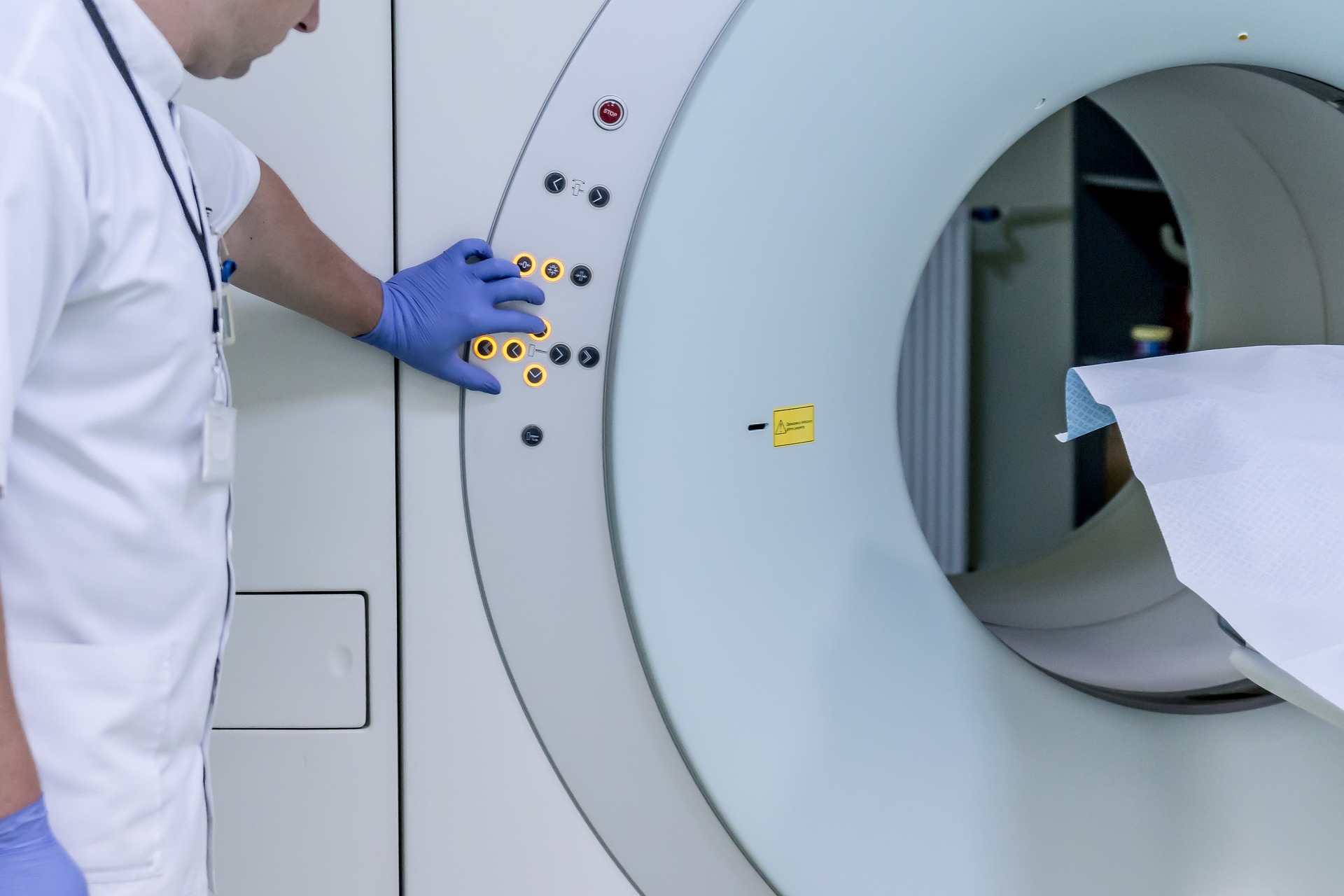 What is an MRI?